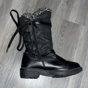 totes faux fur snow boots
